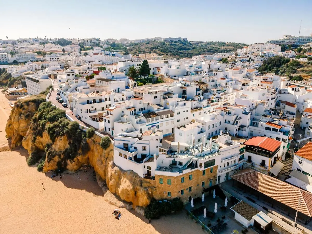 Holiday Αλμπουφέιρα 0*,  Πορτογαλία
